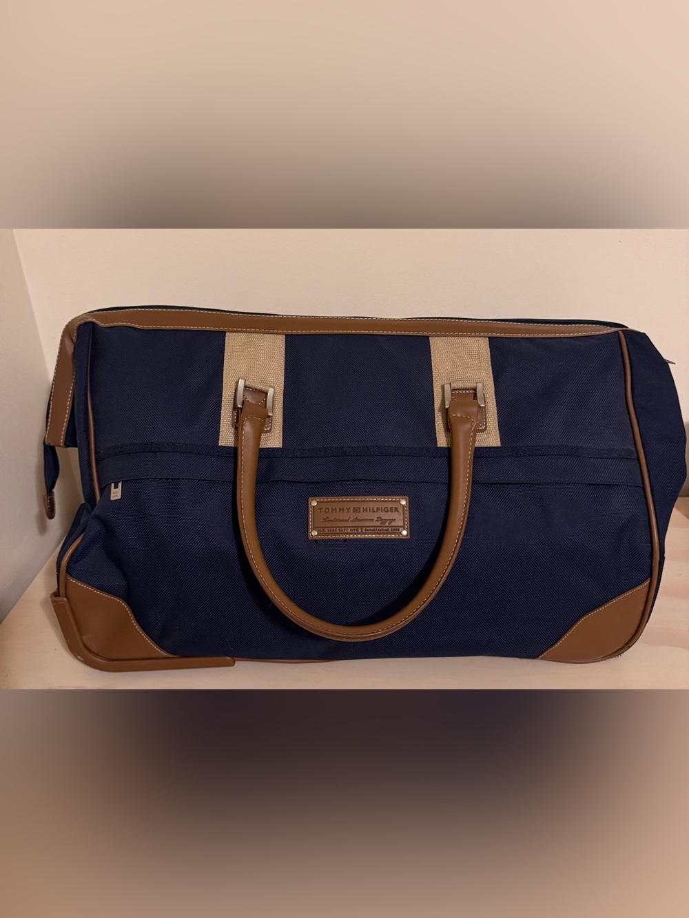 Tommy Hilfiger Navy Tan Leather Canvas Rolling Travel Luggage Duffle Bag 23"